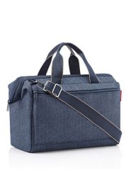 Reisenthel Torba podróżna "Allrounder S" w kolorze granatowym - 39 x 26 x 16,5 cm rozmiar: onesize. Niebieskie torby podróżne Reisenthel, bez wzorów, z materiału. Za 152.62 zł.