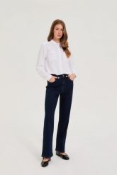 Gładkie jeansy granatowe. Jeansy damskie MOODO. Za 139.99 zł.