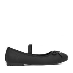 Baleriny DeeZee. Czarne baleriny dziewczęce DeeZee, bez wzorów, bez obcasa, bez zapięcia. Za 59.99 zł.