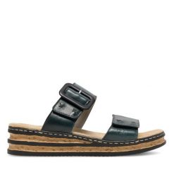 Klapki Rieker. Niebieskie klapki damskie Rieker, bez wzorów, bez obcasa, bez zapięcia. Za 299.99 zł.