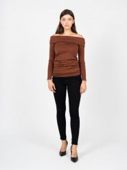 Guess Jeansy "Skinny" | W01A26D3OA4 | Kobieta | Czarny. Czarne jeansy damskie Guess, z aplikacjami, z bawełny, z podwyższonym stanem. W wyprzedaży za 199.00 zł.