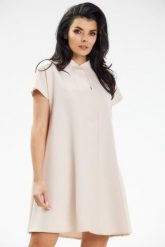 Trapezowa sukienka mini z pękniętym dekoltem beżowa. Brązowe sukienki damskie Awama, bez wzorów, eleganckie, bez ramiączek. Za 289.00 zł.