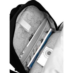 Plecak antykradzieżowy Pacsafe Vibe 25 - jet black. Czarne plecaki Pacsafe, bez wzorów. Za 639.99 zł.