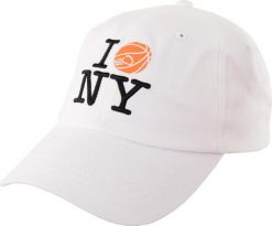 Czapka I LOVE NY z bawełnianej tkaniny skośnej, one size, biały. Białe czapki damskie K1X, bez wzorów, z bawełny. Za 171.99 zł.