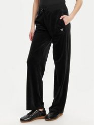 Guess Spodnie dresowe V3BB26 K0232 Czarny Regular Fit. Czarne spodnie dresowe damskie Guess, xxs, z aplikacjami, z dresówki. Za 239.99 zł.