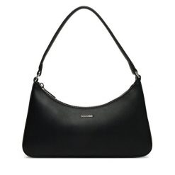 Torebka Calvin Klein. Czarne torebki klasyczne damskie Calvin Klein, bez dodatków. Za 319.99 zł.