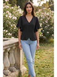 SOULSHAE Bluzka w kolorze czarnym rozmiar: L/XL. Czarne bluzki damskie SOULSHAE, l, bez wzorów, bez kołnierzyka, bez ramiączek. Za 119.95 zł.