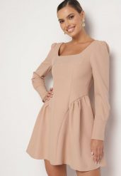Beżowa Sukienka Rozkloszowana z Kwadratowym Dekoltem Enarel. Brązowe sukienki damskie Born2be, z aplikacjami, eleganckie, bez ramiączek. W wyprzedaży za 161.49 zł.