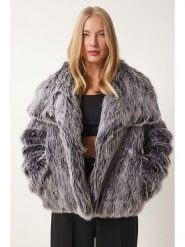 Happiness Istanbul Kurtka w kolorze szarym ze sztucznego futra rozmiar: onesize. Szare kurtki damskie Happiness Istanbul, bez wzorów, bez kaptura. Za 267.92 zł.