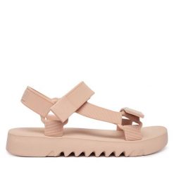 Sandały Melissa. Czerwone sandały damskie Melissa, bez wzorów, bez obcasa, na płaskiej podeszwie, bez zapięcia. Za 332.99 zł.