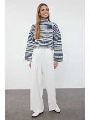 Trendyol Sweter w kolorze szaro-niebieskim rozmiar: S. Niebieskie golfy damskie Trendyol, s, prążkowane, bez kołnierzyka. Za 73.99 zł.