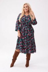 Oversize'owa sukienka Laura - stylowa propozycja z artystycznym wzorem PLUS SIZE XXL OVERSIZE. Czerwone sukienki damskie Moda Size Plus Iwanek, bez wzorów, z elastanu, eleganckie, bez ramiączek. W wyprzedaży za 189.90 zł.