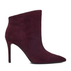 Botki GINO ROSSI. Czerwone botki damskie Gino Rossi, bez obcasa, na szpilce, bez zapięcia. Za 379.99 zł.