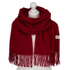 Elegancki, czerwony szalik damski z poliestru - Peterson. Czerwone szaliki damskie Peterson, na jesień, bez wzorów. Za 54.99 zł.