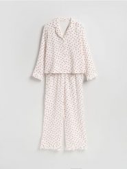 Muślinowa piżama w serca - złamana biel. Piżamy damskie Reserved, bez wzorów, z bawełny, bez ramiączek. Za 159.99 zł.