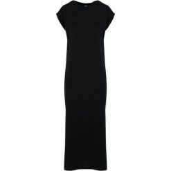 Długa sukienka damska Urban Classics. Czarne sukienki damskie Urban Classics, bez wzorów, sportowe, bez ramiączek. Za 149.50 zł.