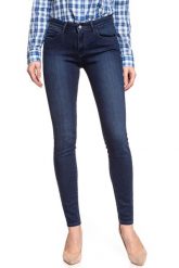 WRANGLER SKINNY SUBTLE BLUE W28KX786N. Niebieskie rurki damskie Wrangler, bez wzorów, z jeansu. W wyprzedaży za 89.99 zł.
