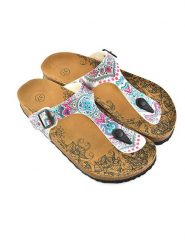 Calceo Japonki w kolorze białym ze wzorem rozmiar: 37. Białe klapki damskie Calceo, bez wzorów, z materiału, z otwartym noskiem, bez obcasa, bez zapięcia. Za 165.99 zł.