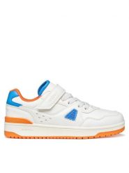 Geox Sneakersy J Washiba Boy J65LQA 054FU C0422 M Biały. Białe buty sportowe chłopięce Geox, ze skóry, bez zapięcia. Za 229.99 zł.