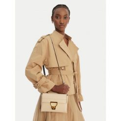 Torebka Coccinelle. Brązowe torebki klasyczne damskie Coccinelle, bez dodatków. Za 1,299.99 zł.