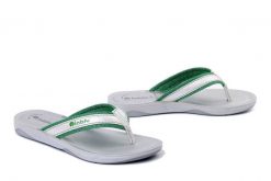 INBLU DD-13 020 light green, klapki japonki damskie. Zielone klapki damskie Inblu, bez wzorów, bez obcasa, bez zapięcia. Za 68.99 zł.