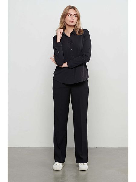 &Co Woman Spodnie "Charlotte" w kolorze czarnym rozmiar: L. Czarne spodnie materiałowe damskie &Co Woman, bez wzorów, z materiału. Za 219.45 zł.