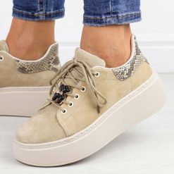 Beżowe zamszowe skórzane sneakersy damskie Vinceza 89104. Brązowe obuwie sportowe damskie VINCEZA, na jesień, ze skóry, bez zapięcia. Za 199.00 zł.