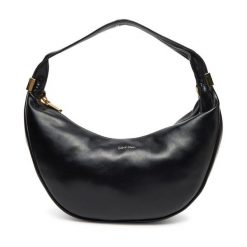 Torebka Calvin Klein. Czarne torebki klasyczne damskie Calvin Klein, bez dodatków. Za 269.99 zł.