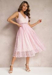 Różowa Plisowana Sukienka na Ramiączkach z Ozdobnym Wzorem i Suwakiem Mirilla. Czerwone sukienki damskie Renee, z aplikacjami, eleganckie, bez ramiączek. W wyprzedaży za 135.99 zł.