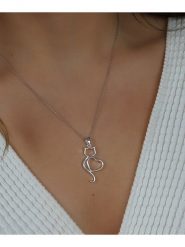 Lodie Silver Srebrny naszyjnik z zawieszką - dł. 42 cm rozmiar: onesize. Szare naszyjniki damskie Lodie Silver, srebrne. Za 96.83 zł.