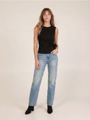 Jeansy straight comfort ze średnim stanem - niebieski. Niebieskie jeansy damskie Sinsay. Za 69.99 zł.