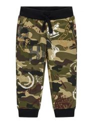 Guess Spodnie dresowe N6BB01 K6118 Zielony Regular Fit. Zielone spodnie dresowe chłopięce Guess, z bawełny. Za 174.99 zł.