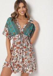 Zielona Wiskozowa Sukienka w Kwiatowy Wzór z Wiązaniem z Tyłu Laturea. Zielone sukienki damskie Born2be, bez wzorów, z wiskozy, bez ramiączek. Za 59.99 zł.