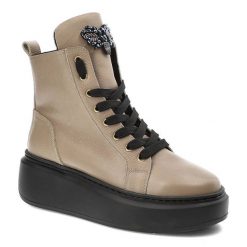Beżowe Sneakersy Karino Damskie Buty Jesienne. Brązowe obuwie sportowe damskie Karino, na jesień, ze skóry, bez zapięcia, trekkingowe. Za 449.00 zł.