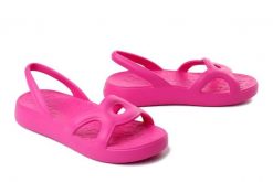 Wonders Glub fucsia, sandały damskie. Czerwone sandały damskie Wonders, bez wzorów, bez obcasa, na płaskiej podeszwie, bez zapięcia. Za 299.90 zł.