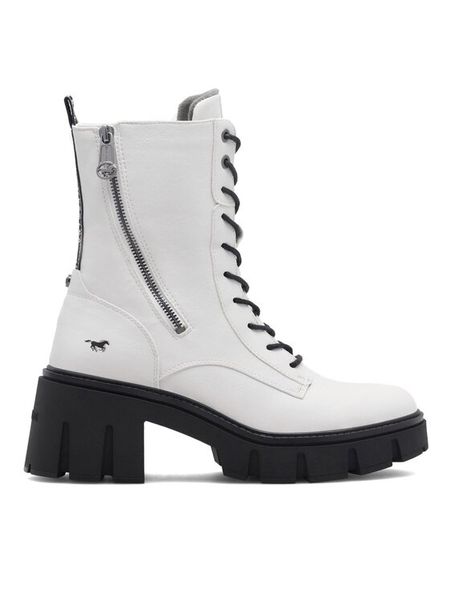 Mustang Trzewiki 1471-502 Biały. Białe botki damskie Mustang, z syntetyku, bez obcasa, na słupku, bez zapięcia. Za 399.99 zł.