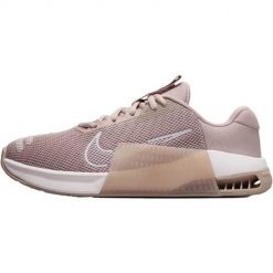 Buty treningowe damskie Nike Metcon 9. Czerwone obuwie sportowe damskie Nike, z materiału, bez zapięcia. Za 568.00 zł.
