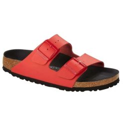 Klapki damskie Birkenstock Arizona BS Birko-flor. Czerwone klapki damskie Birkenstock, bez wzorów, z materiału, bez obcasa, bez zapięcia. Za 287.00 zł.