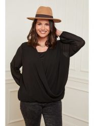 Curvy Lady Bluzka w kolorze czarnym rozmiar: 44/46. Czarne bluzki damskie Curvy Lady, bez wzorów, klasyczne, z asymetrycznym kołnierzem, bez ramiączek. Za 121.99 zł.