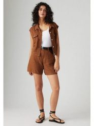 Levi's Szorty w kolorze jasnobrązowym rozmiar: W24. Brązowe szorty damskie Levi's, bez wzorów. Za 123.82 zł.