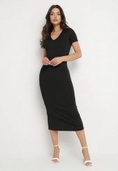 Czarna Sukienka Dopasowana Bodycon z Dekoltem w Serek Efricene. Czarne sukienki damskie Born2be, bez wzorów, z jeansu, klasyczne, bez ramiączek. W wyprzedaży za 101.99 zł.