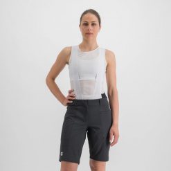 Spodenki rowerowe damskie Sportful Giara Overshort. Czarne spodenki sportowe damskie SPORTFUL, na lato, s, bez wzorów, z elastanu, rowerowe. Za 347.00 zł.
