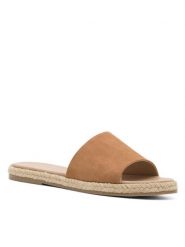Lasocki Klapki AREZZO EST-DOBRAWA-07 Brązowy. Brązowe klapki damskie Lasocki, bez wzorów, ze skóry, bez obcasa, bez zapięcia. Za 83.99 zł.