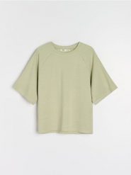 Bluza z domieszką wiskozy - zielony. Zielone bluzy damskie Sinsay, l, bez wzorów, z dzianiny, bez kaptura. Za 39.99 zł.