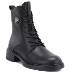 Skórzane botki damskie workery czarne D&A S.Barski MK62-7014. Czarne botki damskie S.BARSKI, ze skóry, bez obcasa, bez zapięcia. Za 219.99 zł.