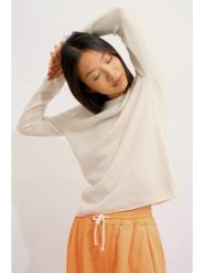 AUTHENTIC CASHMERE Kaszmirowy sweter "Criou" w kolorze białym rozmiar: XXL. Białe swetry klasyczne damskie AUTHENTIC CASHMERE, xxl, z kaszmiru, bez kołnierzyka. Za 361.99 zł.