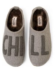 Living Kitzbühel Kapcie "Chill" w kolorze szarym rozmiar: 40. Szare kapcie damskie Living Kitzbühel, z materiału. Za 199.45 zł.