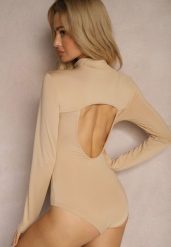 Ciemnobeżowe Body z Golfem z Prążkowanej Dzianiny Naorinia. Brązowe body i gorsety Renee, l, bez wzorów, z dzianiny, bez ramiączek. Za 44.99 zł.