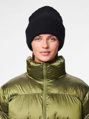 Pieces Czapka dzianinowa w kolorze czarnym rozmiar: onesize. Czarne czapki damskie Pieces, bez wzorów, z dzianiny. Za 50.59 zł.