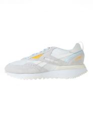 Reebok Sneakersy "LX2200" w kolorze kremowym rozmiar: 38. Brązowe obuwie sportowe damskie Reebok, z materiału, bez zapięcia. Za 175.26 zł.